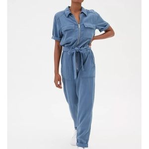 Urban Outfitters NEW JUMPSUIT, size m, color gray